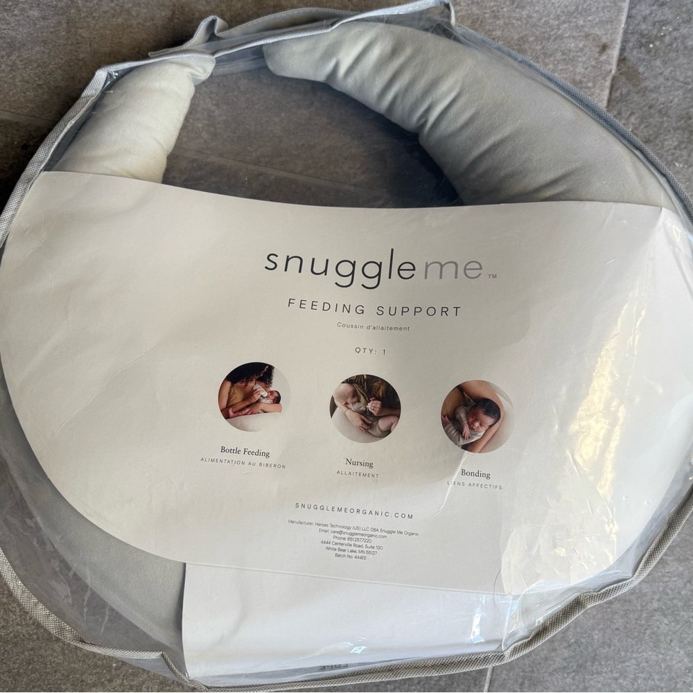 Snuggle Me Feeding Support Pillow